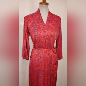 TUCKER MOSTLY SILK ROBE